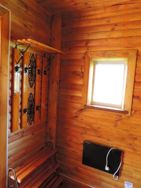 Slavutich Hotel Nova Kakhovka Room photo