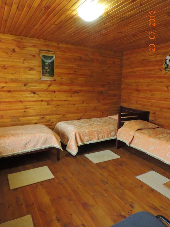 Slavutich Hotel Nova Kakhovka Room photo